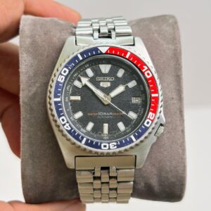 Seiko 5 Sport Midsize 1990 Tachymeter Pepsi